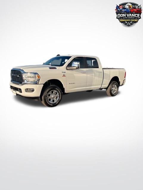 Bright White Clearcoat 2024 RAM 2500 Laramie Crew Cab 4WD Pickup Truck Four-Wheel Drive 6-Speed Automatic