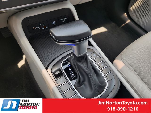 Used 2025 Hyundai Kona SUV