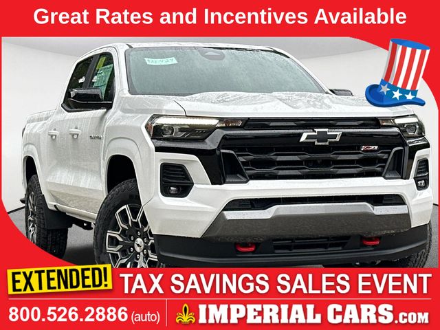 Summit White 2026 Chevrolet Colorado Pickup Truck Four-Wheel Drive 8-Speed Automatic