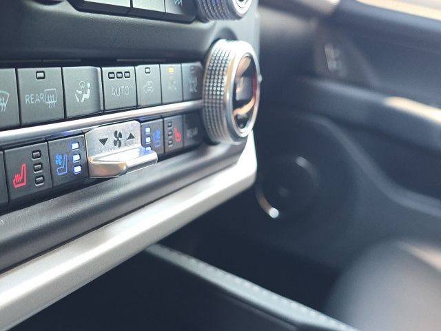 2024 Ford Expedition XLT:B02304