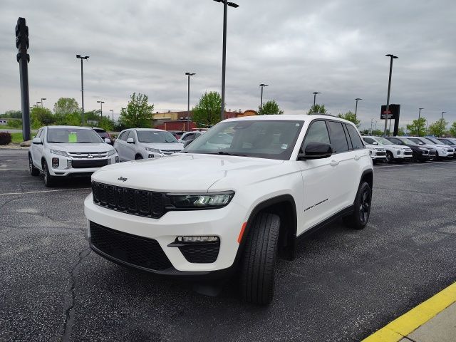 Used 2023 White Jeep Limited image 3