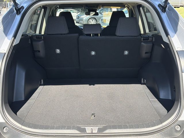 2024 Toyota RAV4 LE - Photo 21