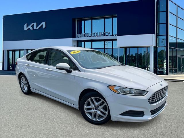 Oxford White 2016 Ford Fusion Sedan Front-Wheel Drive 6-Speed Automatic