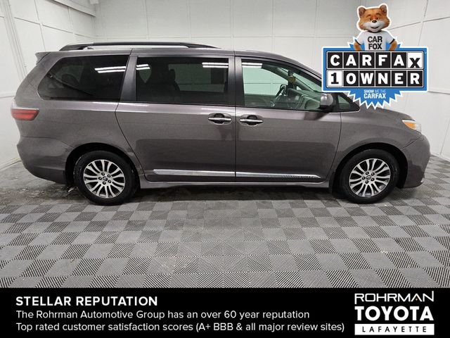 2020 Toyota Sienna XLE 7