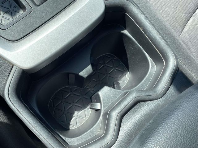 Used 2019  Toyota XLE image 28