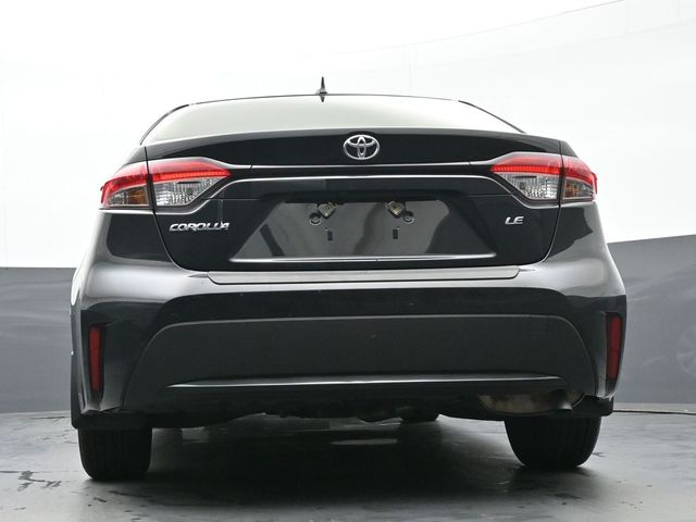 2022 Toyota Corolla LE 32