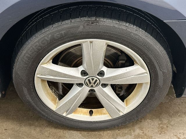 2012 Volkswagen Passat 2.5 SE Blue at Subaru and VW of Moon Township