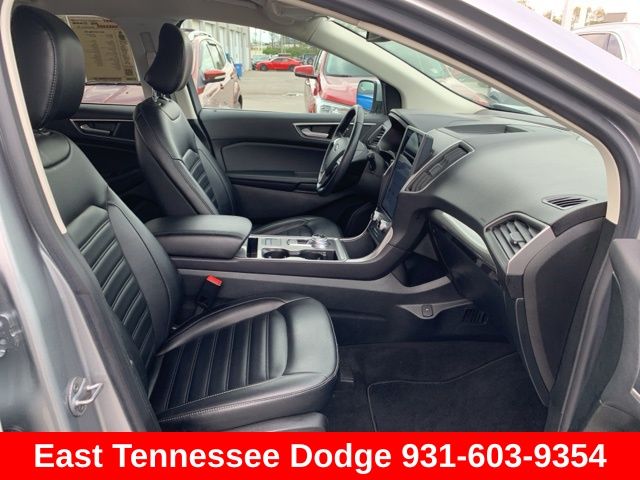 2023 Ford Edge SEL photo