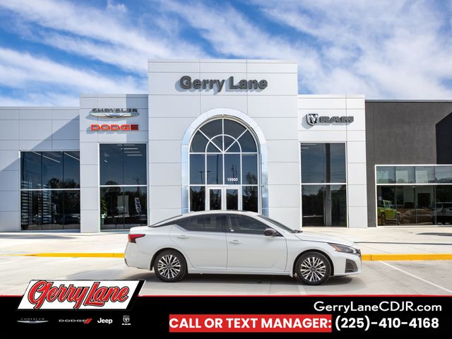 2023 Nissan Altima 2.5 SR FWD