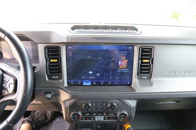 2024 Ford Bronco Badlands Gray at Royal Nissan