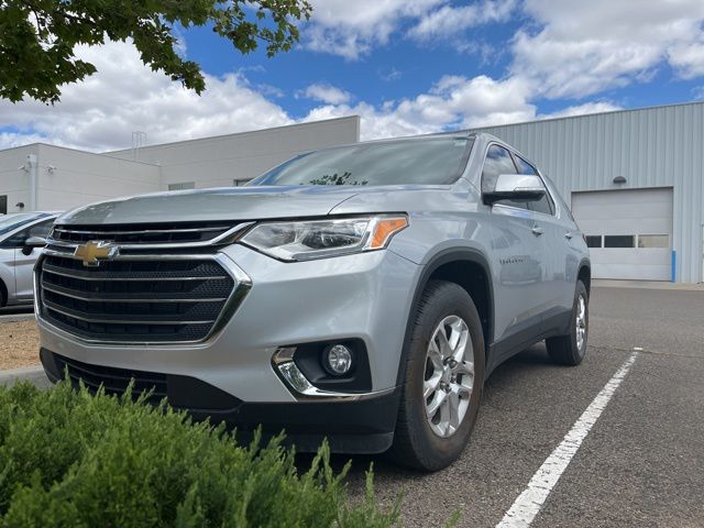 Silver Ice Metallic 2020 Chevrolet Traverse LT Cloth FWD SUV / Crossover Front-Wheel Drive 9-Speed Automatic