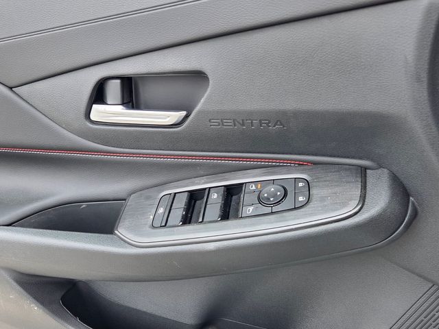 New 2026 White Nissan SR image 29