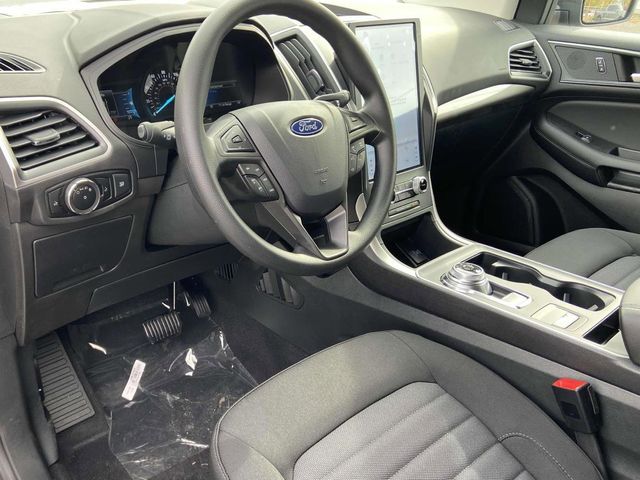 2024 Ford Edge SE 9