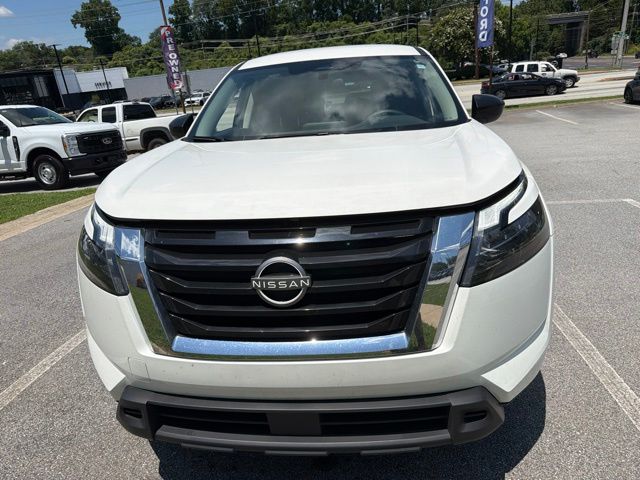 Used 2025 White Nissan S image 2