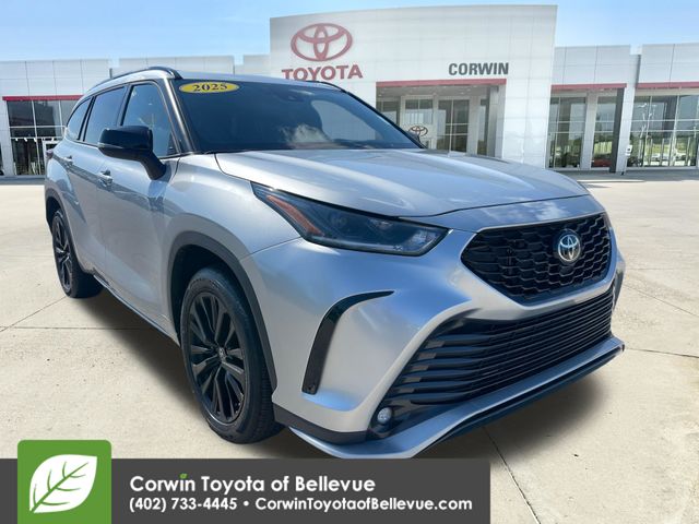 Celestial Silver Metallic 2025 Toyota Highlander SUV / Crossover All-Wheel Drive 8-Speed Automatic