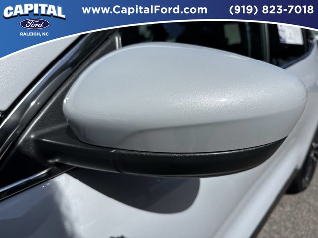 Used 2025 Silver Ford Base image 12