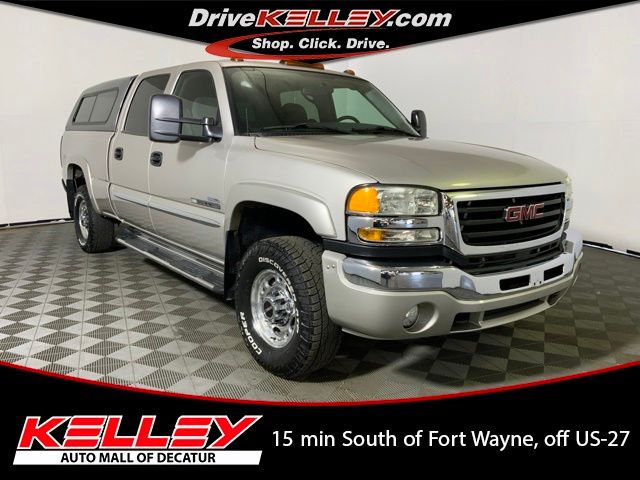 Silver Birch Metallic 2007 GMC Sierra 2500HD Classic Pickup Truck Four-Wheel Drive 6-Speed Automatic