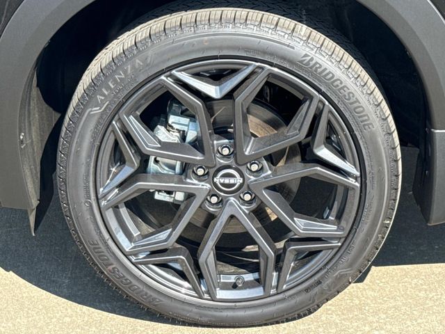 New 2025 Black Nissan Play S image 4