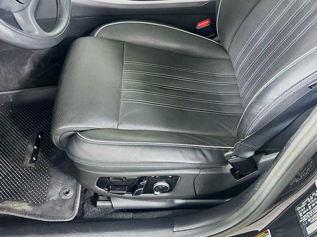 Thumbnail: 2019 Genesis G90 - 20