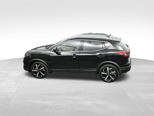 2021 Nissan Rogue Sport SL 33