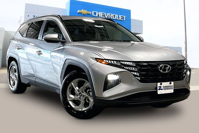 Shimmering Silver 2024 Hyundai Tucson SUV / Crossover Front-Wheel Drive 8-Speed Automatic