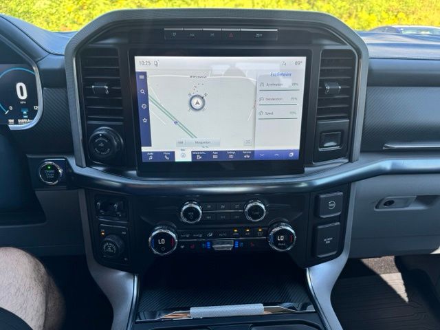 Used 2021 White Ford Limited image 27