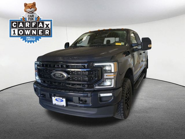 2022 Ford F-250 Super Duty Lariat Crew Cab 4WD   