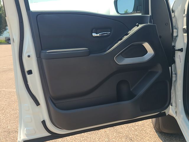 New 2026 Nissan Frontier Truck