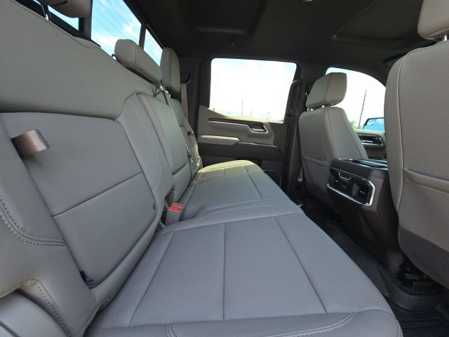 2023 GMC Sierra 1500 SLT:46952A