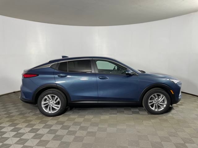 new 2025 Buick Envista car, priced at $22,500