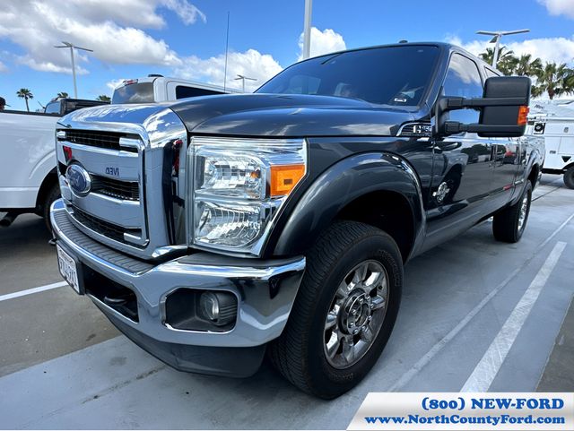 Gray (Magnetic) 2016 Ford F-250 Super Duty Lariat Crew Cab 4WD Pickup Truck Four-Wheel Drive 6-Speed Automatic Overdrive