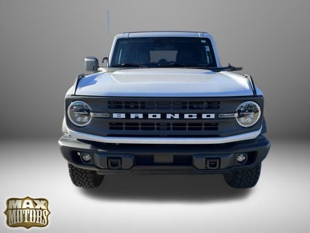 2024 Ford Bronco Black Diamond 2