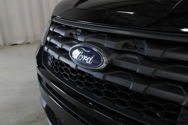 Used 2017 Black Ford Base image 29