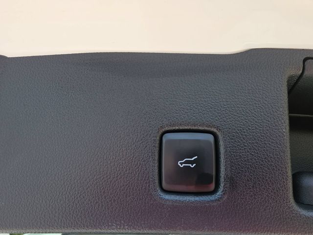 Used 2024 Star White Ford ST-Line image 14