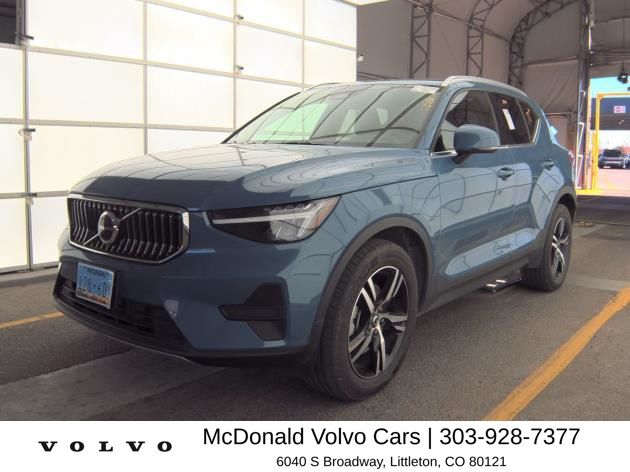 Fjord Blue Metallic 2025 Volvo XC40 B5 Core Bright Theme AWD SUV / Crossover All-Wheel Drive Automatic