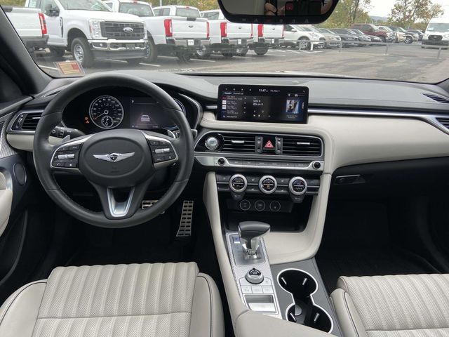 2023 Genesis G70 2.0T 15