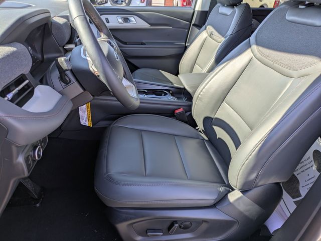 New 2026 Gray Ford Active image 13
