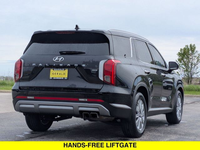 View vehicle photo 6