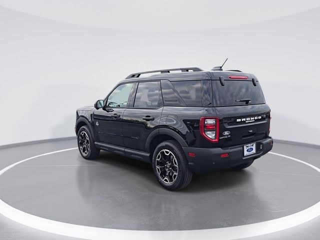 New 2026 Shadow Black Ford Outer Banks® image 6