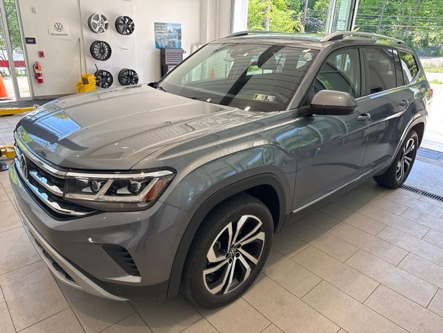 2023 Volkswagen Atlas 2.0T SEL Gray at Sutliff Volkswagen