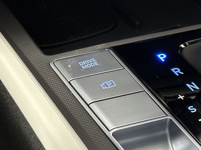 New 2025 Hyundai Elantra Hybrid For Sale in Indianapolis, IN