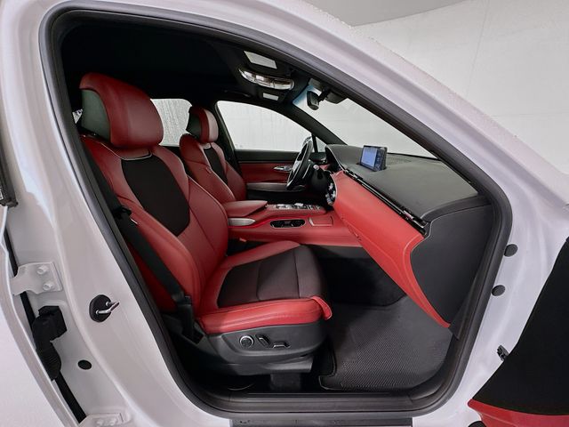 Thumbnail: 2025 Genesis GV70 - 30