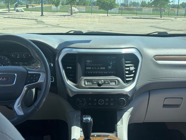 2017 GMC Acadia SLE-2