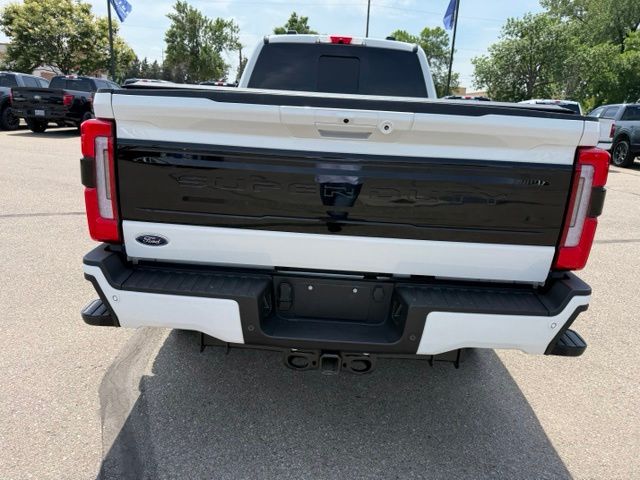 2025 Star White Metallic TC Ford Super Duty F-350 SRW Platinum 4X4 Truck