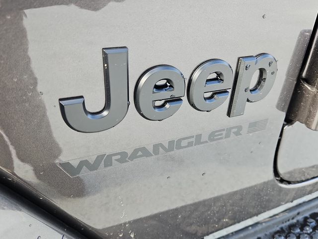 New 2026 Gray Jeep Sahara image 27