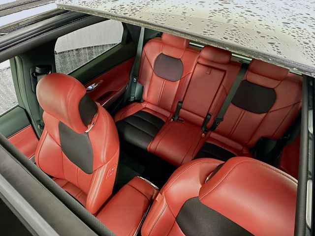 Thumbnail: 2025 Genesis GV70 - 23