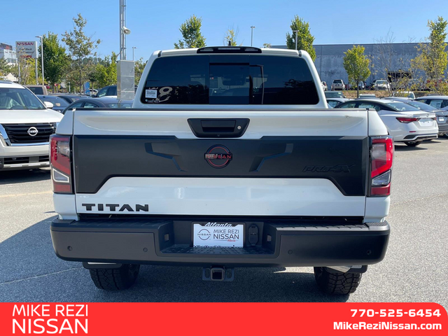 2024 Nissan Titan PRO-4X 3