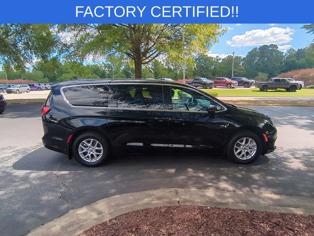 Used 2025 Black Chrysler LX image 6