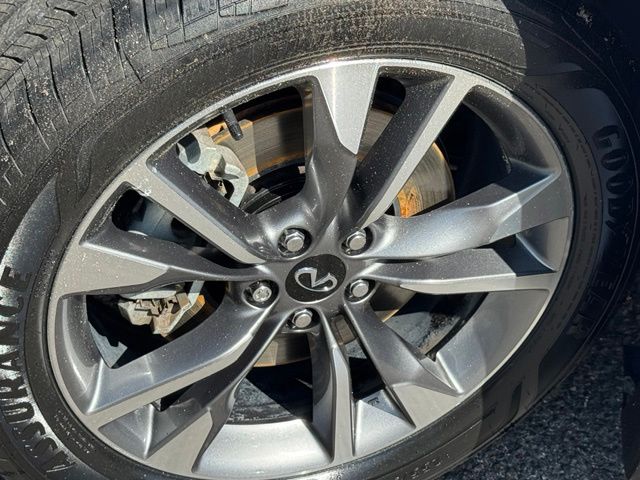 Used 2023 Infiniti QX60 SUV