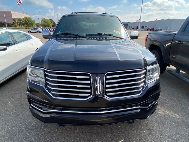 2015 Lincoln Navigator Base 2